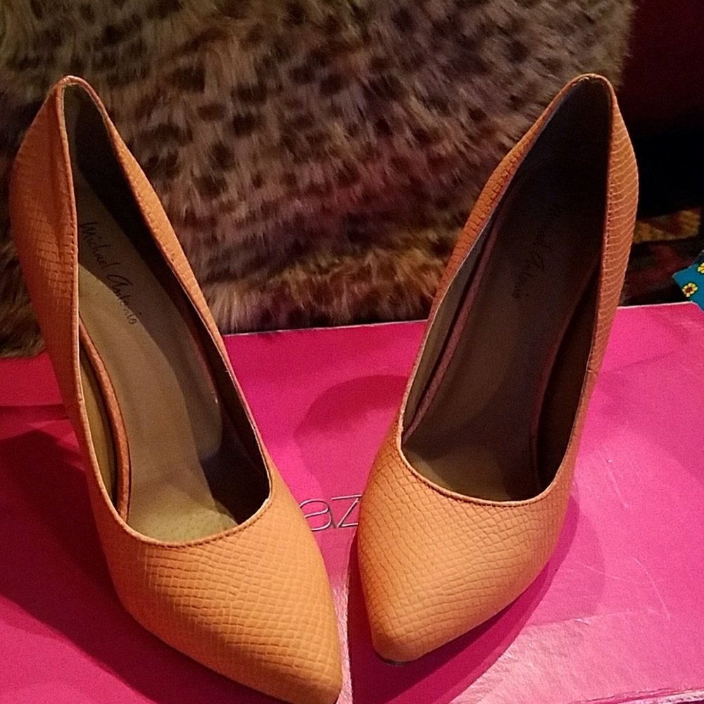 Women heels